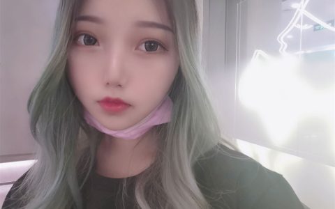 eloise软软 - 日常自拍 Selfie [174P+4V／409MB]