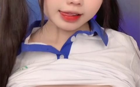 小瑶幺幺 - 校服妹妹自慰喷水 [NSFW][1V／154MB]