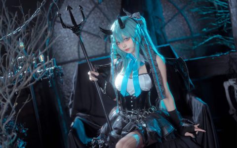艾西aiwest - 初音小恶魔 Devil Miku[26P／129MB]