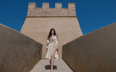 年年Nnian - 城 The Great Wall [NSFW][46P／658MB]