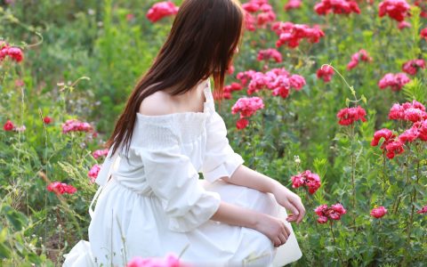 小可爱 - 清纯校花 全尺度私拍 [NSFW][215P／175MB]