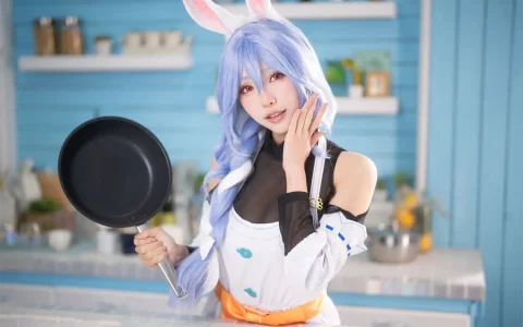 Ely_eee(ElyEE子) - Usada Pekora Mama [18P+3V／45MB]