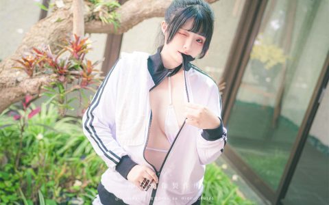落落Raku – 锻炼日 Exercise Day [61P+1V／417MB]
