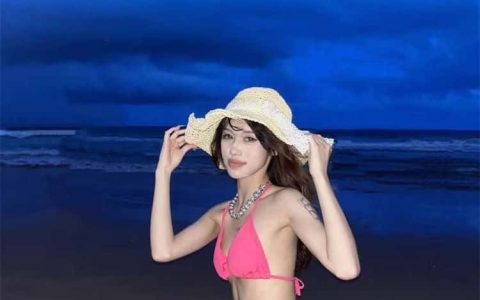 莎莎 – 高颜值美女 完全露脸  泄密私拍[NSFW][23P+2V／1.23GB]