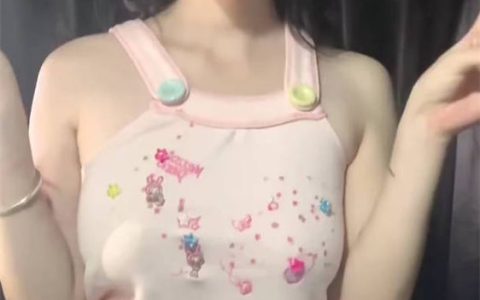 恋旧症 – 自入1314门槛 在校大学生 巨乳甜妹[NSFW][5P + 9V／356MB]