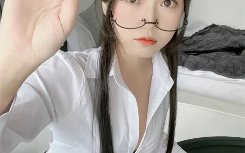 不呆猫 - 黑丝包臀OL black stocking ol [24P + 5V／908MB]
