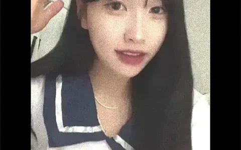 인스타 라방 – Korean JK Cam Girl [NSFW][4P + 1V／1.41GB]