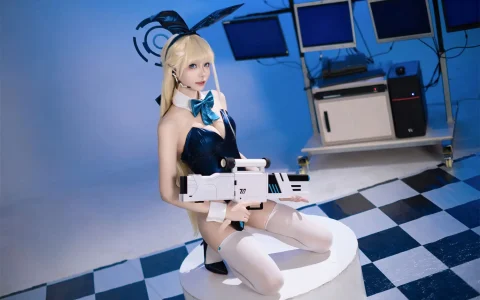 艾西Aiwest - 小时兔女郎 Bunny [34P／393MB]