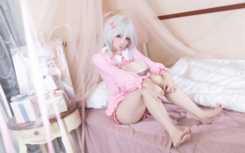 是三不是世w - 和泉纱雾·埃罗芒睡衣 [27P／451.6MB]