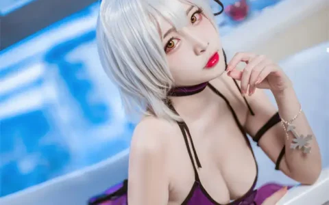 二佐Nisa - FATE-黑贞水着 [40P／297MB]