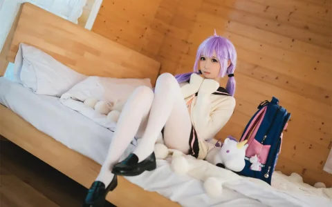焖焖碳 - 独角兽JK制服 Unicorn JK [22P／52MB]