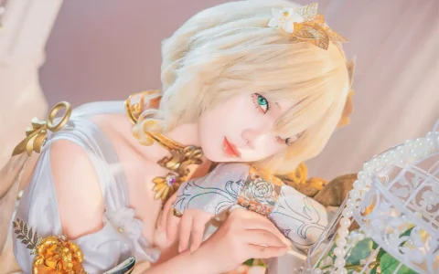 Pyon - Pyoncos (ピオン) cosplay Aglaea HonkaiStar Rail