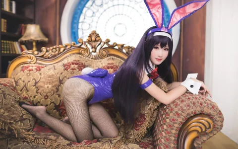 羽生三未 - 霞之丘诗羽兔女郎 Kasumigaoka Utaha