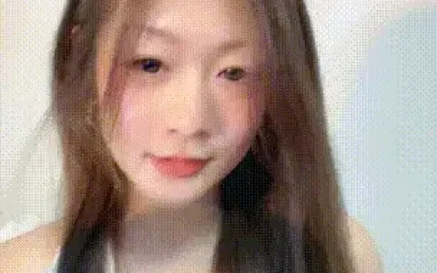 小姨子 - 新人妩媚小美女道具秀